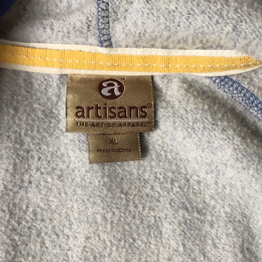 ZIP HOODIE - Picture 4 of 10
